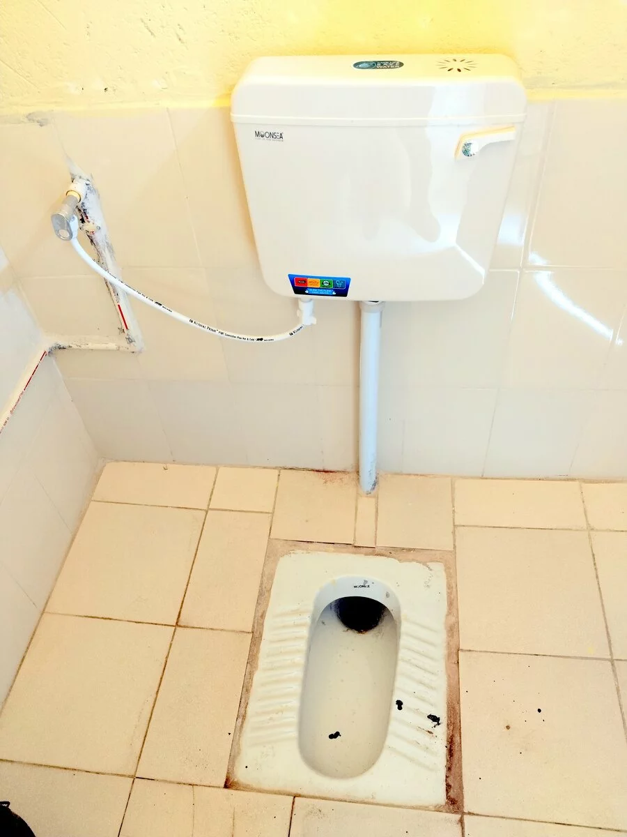  2024/08/milacron-toilet.jpg 